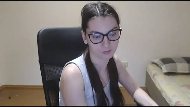Snapshot of CuteJollie4U chatting on March 2025 12:48:01 AM CuteJollie4U online show from March 2025 12:48:01 AM