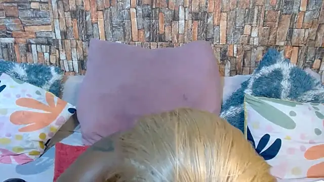 Foxy African online show from December 2025 08:21:01 AM