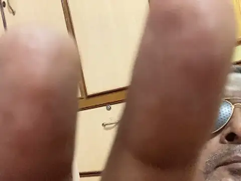 Lookin4Kinky Partner online show from November 2025 04:27:01 PM