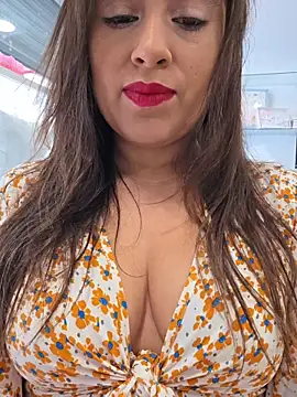 GatitaXD27 online show from November 2025 09:42:02 AM