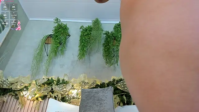 Lana Lann online show from December 2024 04:48:02 PM