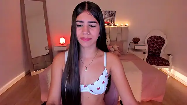 Snapshot of Sophia_rincon chatting on September 2025 07:05:01 PM Sophia rincon online show from September 2025 07:05:01 PM