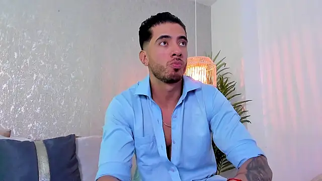 Snapshot of Nate_franco chatting on October 2025 04:09:02 AM Nate franco online show from October 2025 04:09:02 AM