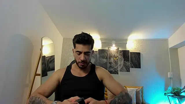 Snapshot of Nate_franco chatting on November 2025 04:12:01 AM Nate franco online show from November 2025 04:12:01 AM