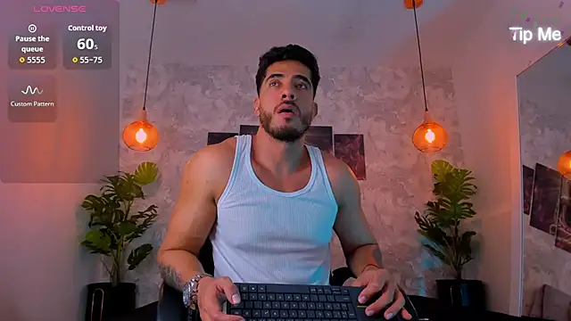 Snapshot of Nate_franco chatting on November 2025 07:35:02 PM Nate franco online show from November 2025 07:35:02 PM