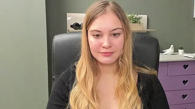 kitty valeria online show from February 2025 06:12:01 PM