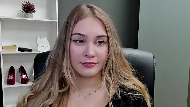 kitty valeria online show from January 2026 02:32:02 PM