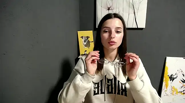 lady olivia  online show from February 2025 01:37:02 PM