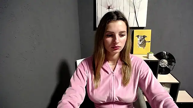 lady olivia  online show from September 2025 03:01:02 PM