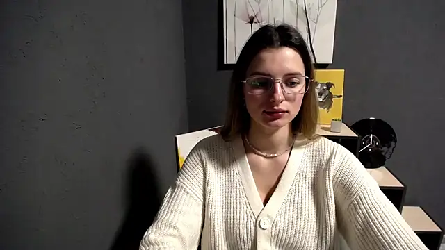 Snapshot of lady_olivia_ chatting on January 2026 05:27:02 PM lady olivia online show from January 2026 05:27:02 PM