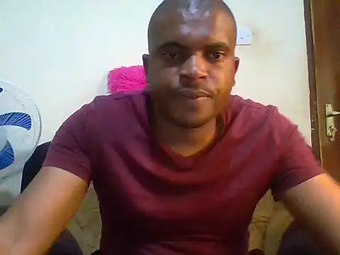 Snapshot of lui_cuuty chatting on September 2025 05:01:02 PM lui cuuty online show from September 2025 05:01:02 PM