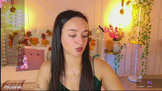 Lolly Neal online show from November 2025 04:56:02 AM