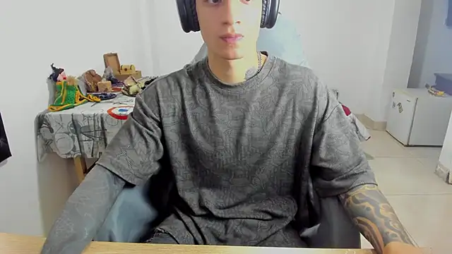 Snapshot of Balo_lovers chatting on March 2025 03:15:02 PM Balo lovers online show from March 2025 03:15:02 PM