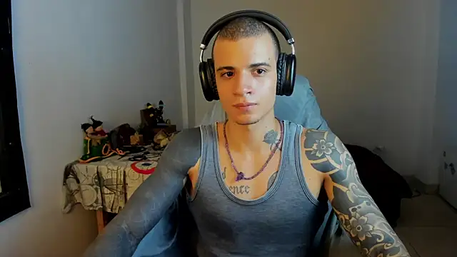 Snapshot of Balo_lovers chatting on March 2025 03:24:01 AM Balo lovers online show from March 2025 03:24:01 AM