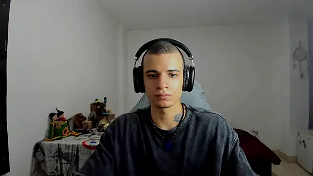 Snapshot of Balo_lovers chatting on March 2025 04:02:01 PM Balo lovers online show from March 2025 04:02:01 PM