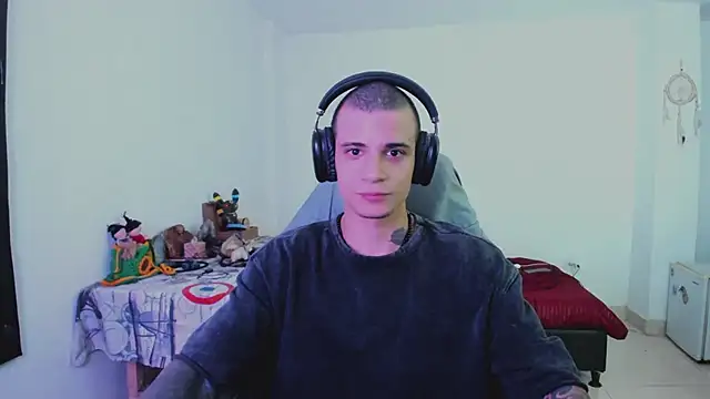 Snapshot of Balo_lovers chatting on March 2025 11:01:02 PM Balo lovers online show from March 2025 11:01:02 PM