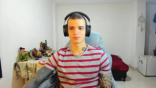 Snapshot of Balo_lovers chatting on March 2025 01:29:02 PM Balo lovers online show from March 2025 01:29:02 PM