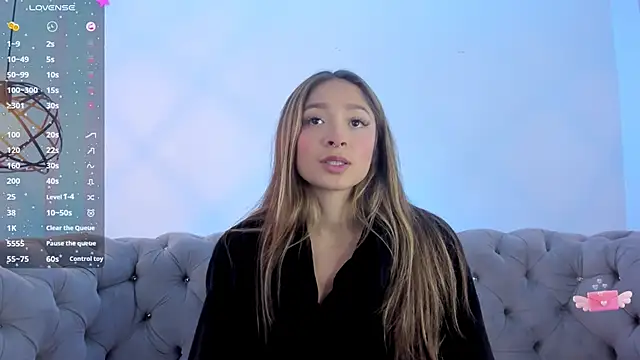 Snapshot of Victoria_Adams14 chatting on January 2025 03:25:01 PM Victoria Adams14 online show from January 2025 03:25:01 PM