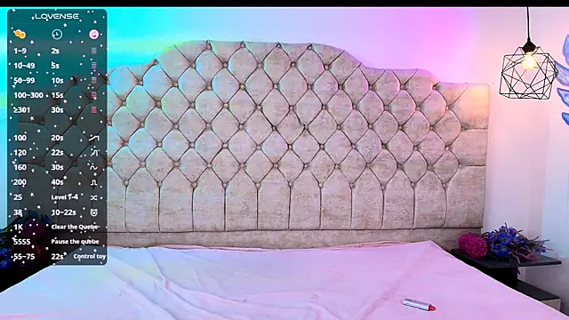 Snapshot of Victoria_Adams14 chatting on February 2025 06:23:02 PM Victoria Adams14 online show from February 2025 06:23:02 PM