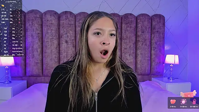 Snapshot of Victoria_Adams14 chatting on February 2025 11:55:01 AM Victoria Adams14 online show from February 2025 11:55:01 AM