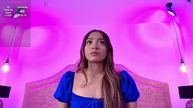 Snapshot of Victoria_Adams14 chatting on November 2025 03:01:01 AM Victoria Adams14 online show from November 2025 03:01:01 AM