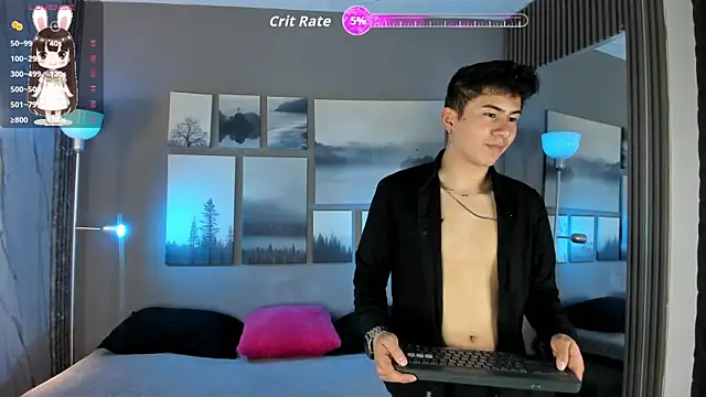 Snapshot of noah_and_rose chatting on September 2025 07:36:01 PM noah and rose online show from September 2025 07:36:01 PM