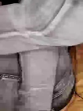 Snapshot of --D-a-D-D-y- chatting on January 2025 03:22:01 AM --D-a-D-D-y- online show from January 2025 03:22:01 AM