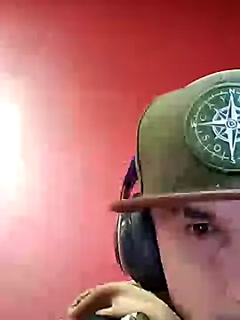 Snapshot of --D-a-D-D-y- chatting on February 2025 12:09:01 AM --D-a-D-D-y- online show from February 2025 12:09:01 AM