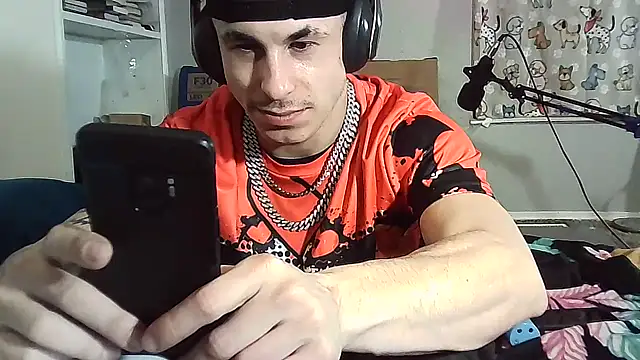 Snapshot of --D-a-D-D-y- chatting on March 2025 08:55:02 AM --D-a-D-D-y- online show from March 2025 08:55:02 AM