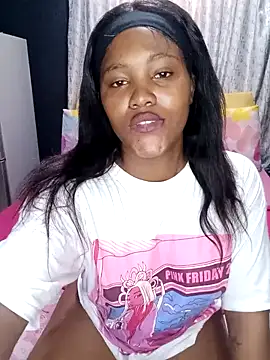 Snapshot of charmainexxx chatting on January 2025 07:15:02 AM charmainexxx online show from January 2025 07:15:02 AM