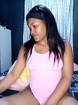 Snapshot of charmainexxx chatting on January 2025 09:50:01 PM charmainexxx online show from January 2025 09:50:01 PM