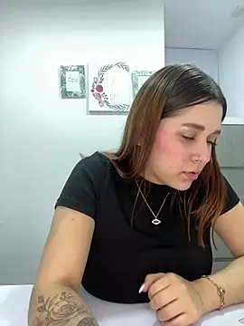 SophiaLaurens online show from February 2025 09:13:02 PM