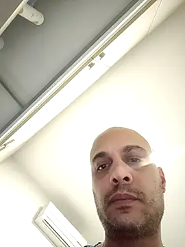 eAndrefHarrf online show from February 2026 12:53:02 AM