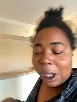 JCCaramelbarbie1 online show from October 2025 01:43:02 PM