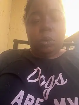 Snapshot of JCCaramelbarbie1 chatting on May 2026 01:17:01 PM JCCaramelbarbie1 online show from May 2026 01:17:01 PM