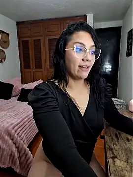 Thaliacooper  online show from September 2025 12:16:01 AM