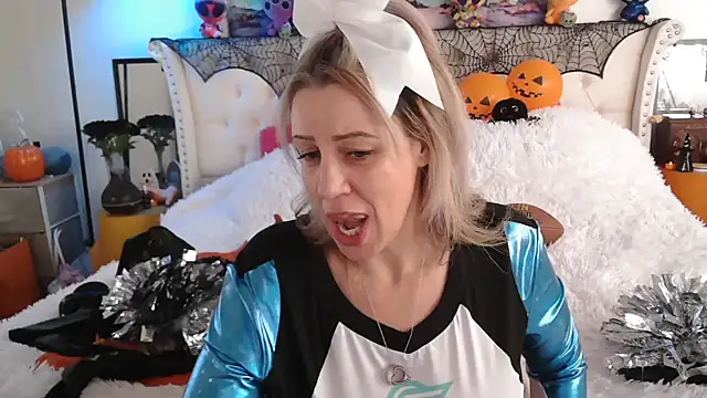 Snapshot of VegasDani chatting on October 2025 03:41:01 PM VegasDani online show from October 2025 03:41:01 PM