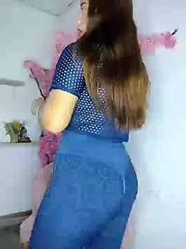 Snapshot of caro_sweett chatting on March 2025 11:32:01 AM caro sweett online show from March 2025 11:32:01 AM