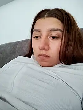 Snapshot of caro_sweett chatting on September 2025 09:47:02 PM caro sweett online show from September 2025 09:47:02 PM