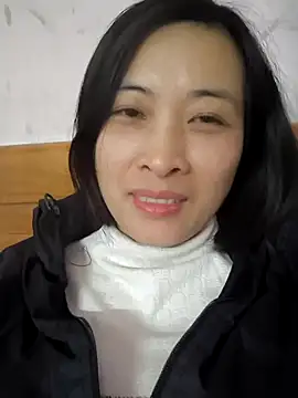 Snapshot of Sweets24 chatting on January 2025 05:56:01 AM Sweets24 online show from January 2025 05:56:01 AM