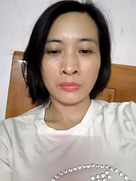 Snapshot of Sweets24 chatting on October 2025 05:41:02 AM Sweets24 online show from October 2025 05:41:02 AM