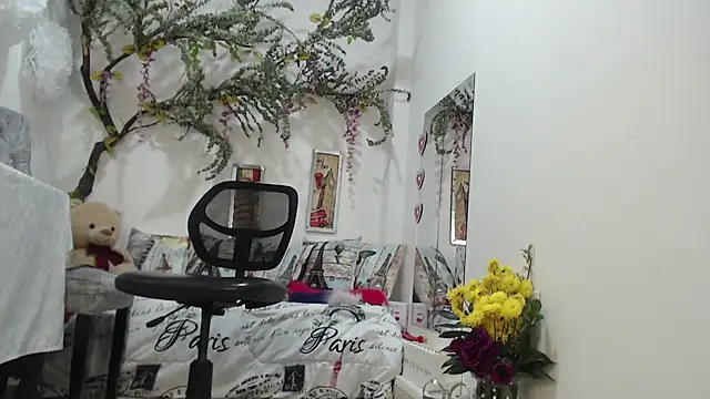 Jadeee  online show from February 2025 04:31:01 AM