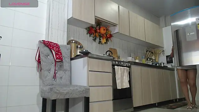 Jadeee  online show from October 2025 08:39:01 PM