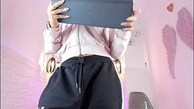 mia six66 online show from February 2025 11:30:01 AM