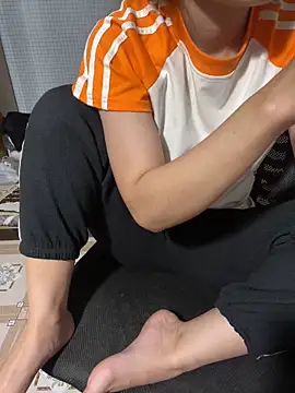 Girllikesexx2 online show from December 2025 03:07:01 PM