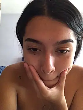 SweetLatiin  online show from February 2025 06:37:01 PM