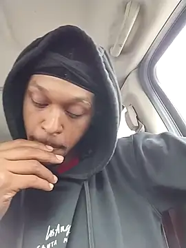 rayyymack online show from April 2026 03:37:01 PM