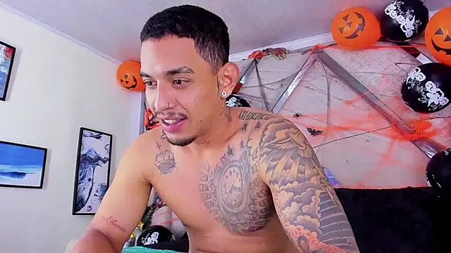 Damian09  online show from November 2025 03:30:02 AM