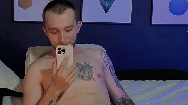 Dylanwhite23  online show from February 2026 01:27:01 AM