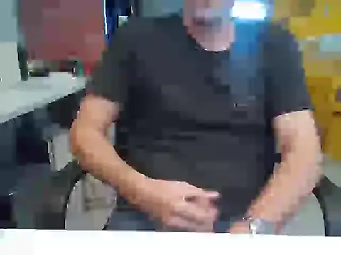 Snapshot of Raimundo1971 chatting on November 2025 06:07:02 PM Raimundo1971 online show from November 2025 06:07:02 PM